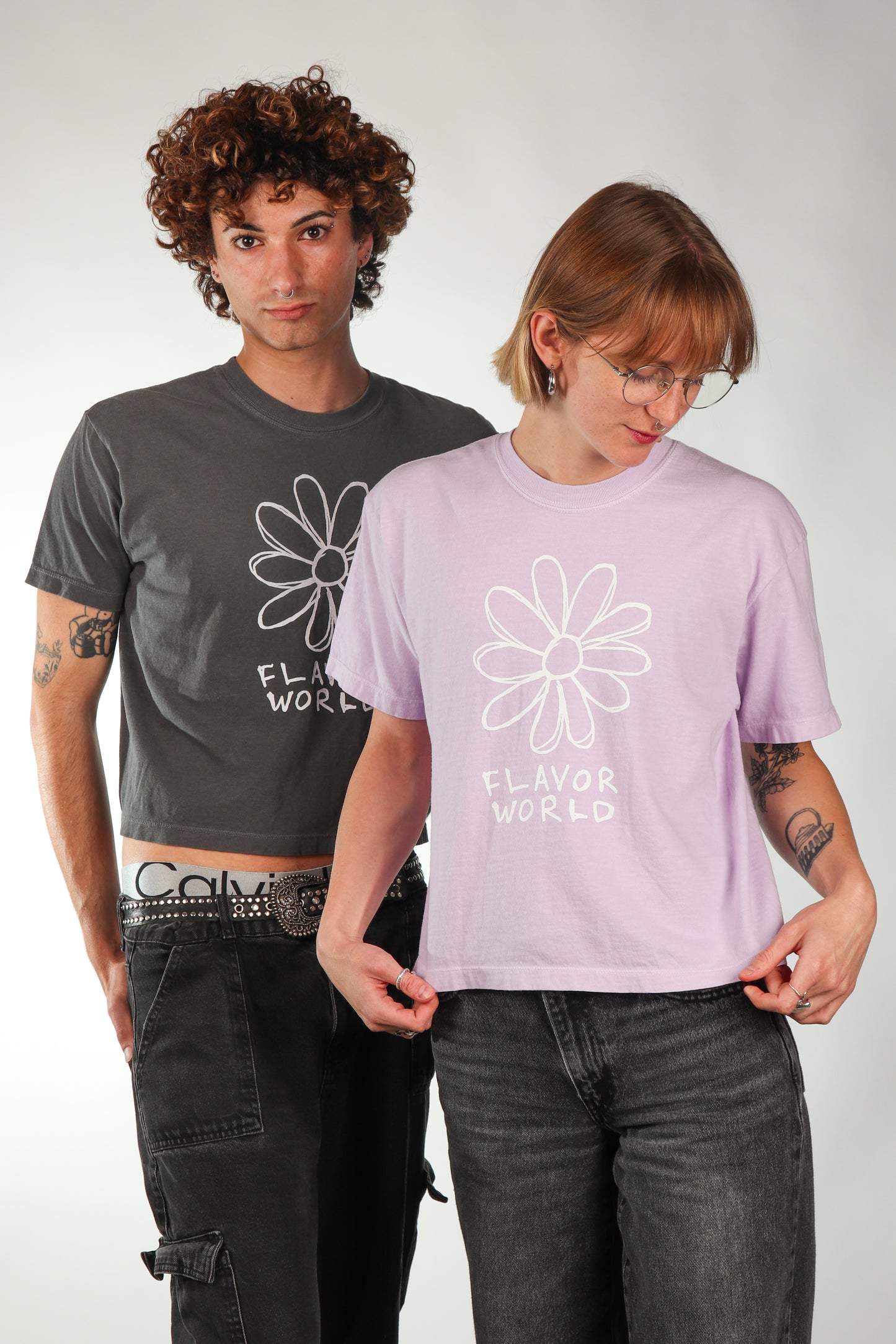 "Big Flower Doodle" Cropped Tee