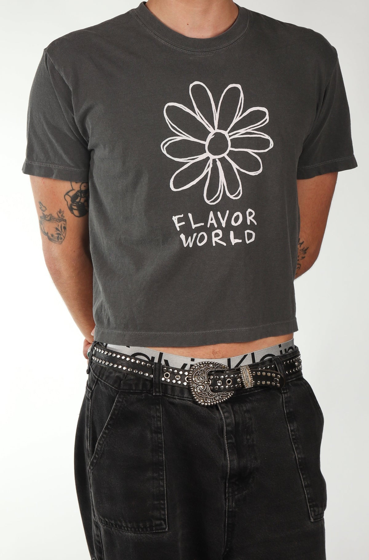 "Big Flower Doodle" Cropped Tee
